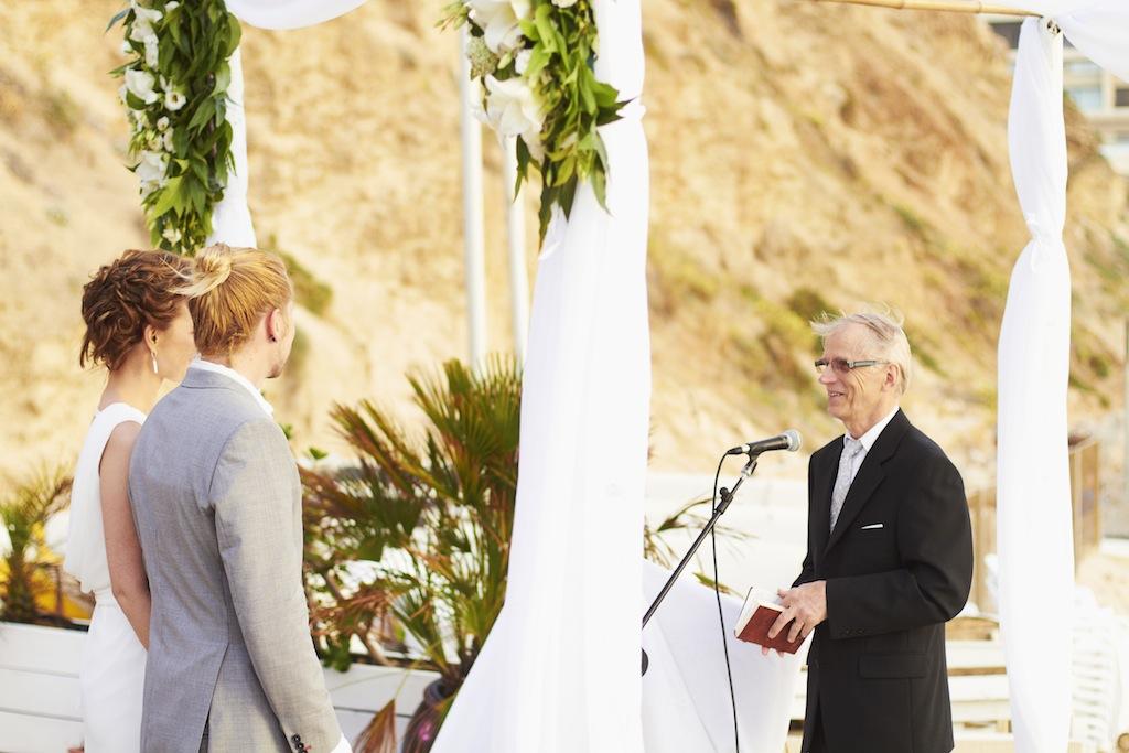 sunny-beach-wedding-olla designs